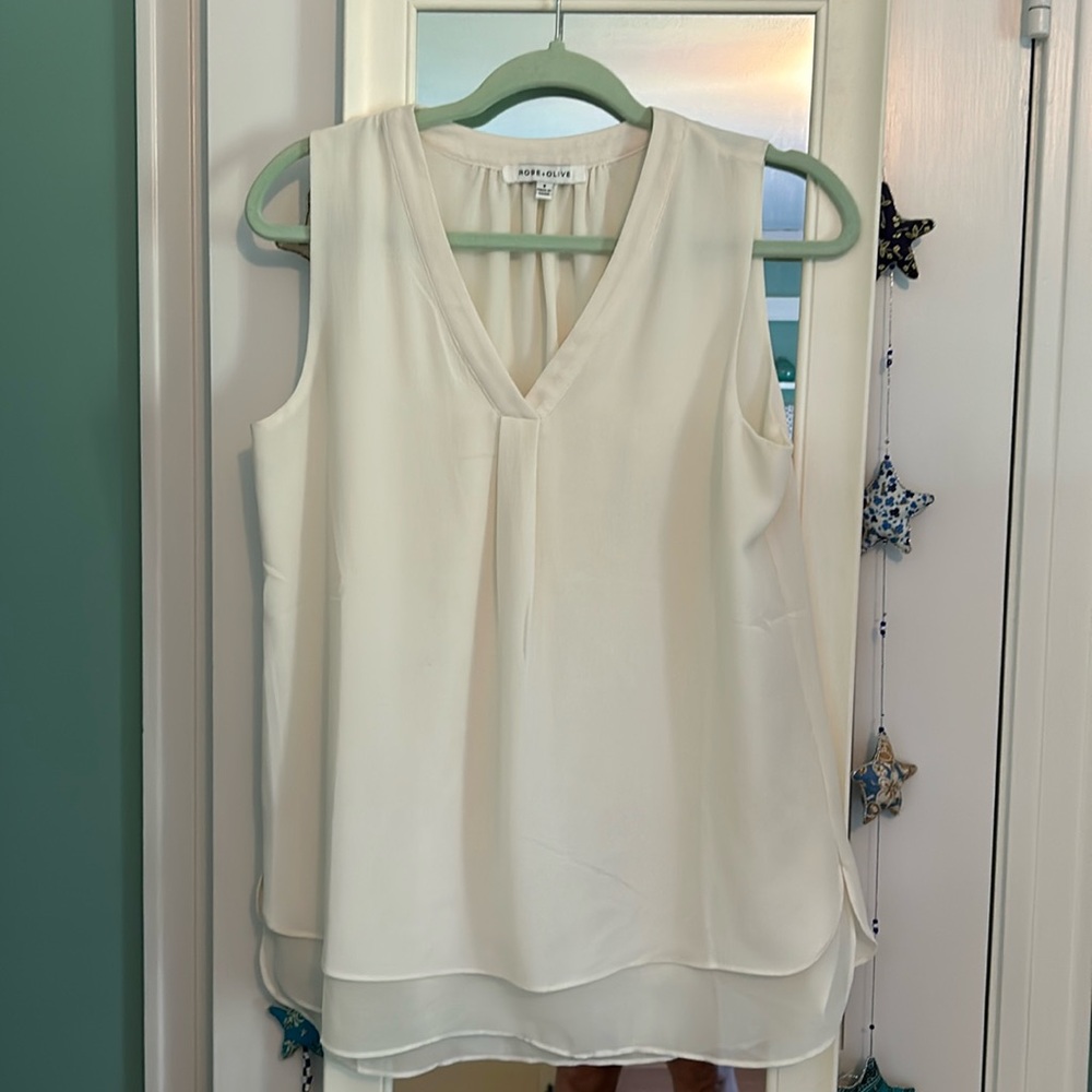 Rose + Olive cream sleeveless blouse S
